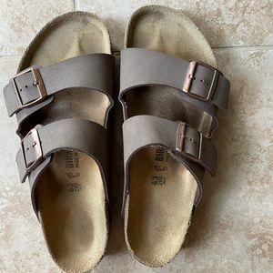 Birkenstock size 43 or 10-10 1/2 “birk” 2 straps …